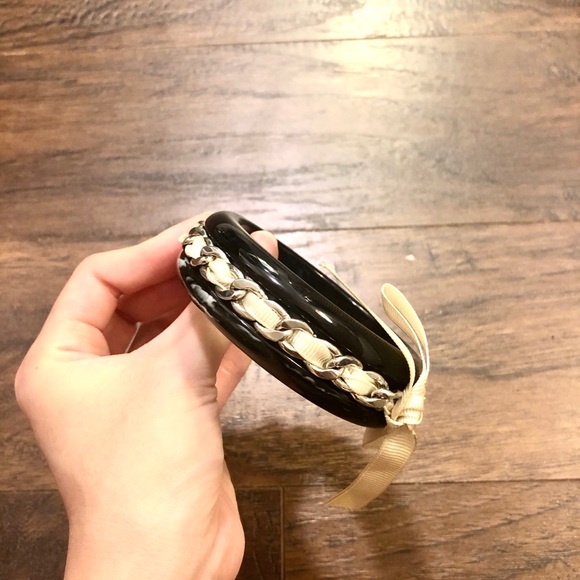 Beautiful Designer Bangle - Picture 3 of 3